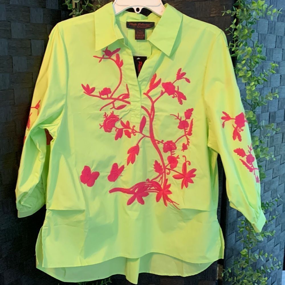 Pleats Collection Size Small yellow 3/4 sleeve top with embroidery detail